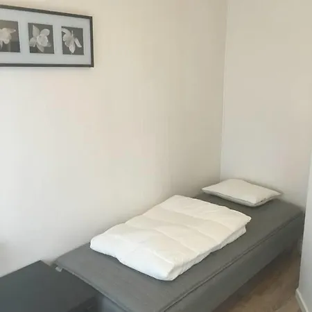 Budget 105 Daire Bergen